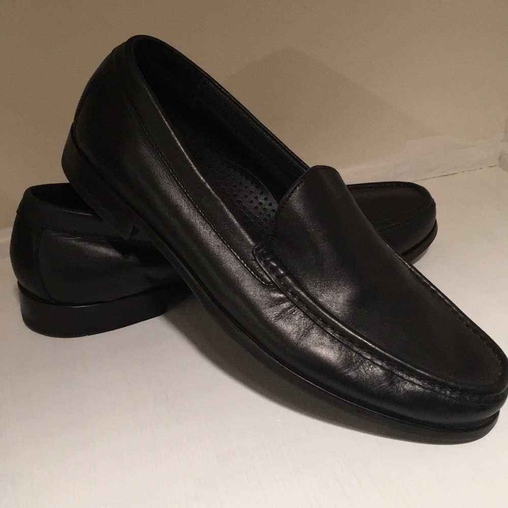 Cole Haan black leather loafers